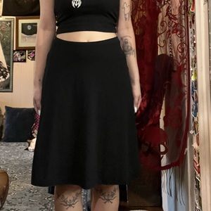 Black mid skirt